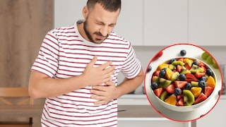 रात्री फळं खाल्ल्याने हार्ट अटॅकचा धोका वाढतो? रात्री फळं खाल्ल्याने हार्ट अटॅकचा धोका वाढतो?