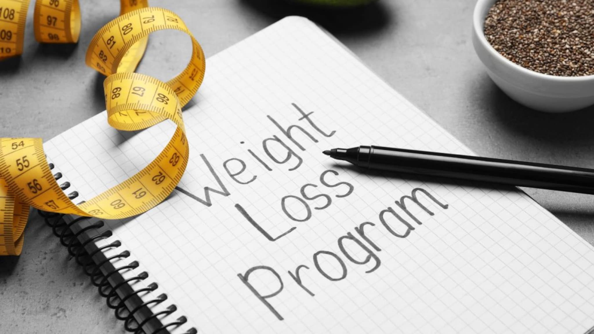 Weight Loss : वजन कमी करायचं म्हणून जेवण टाळताय ? योग्य मार्गदर्शन घ्या अन्यथा वजन कमी होण्याऐवजी वाढतील तब्येतीच्या तक्रारी 