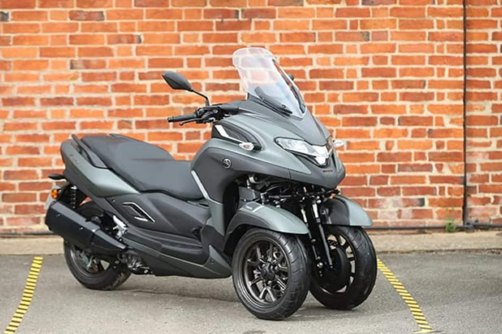 'ही' आहे जगातील पहिली एयरबॅग असलेली स्कूटर! इंजिन, मायलेज सर्वच भारी 