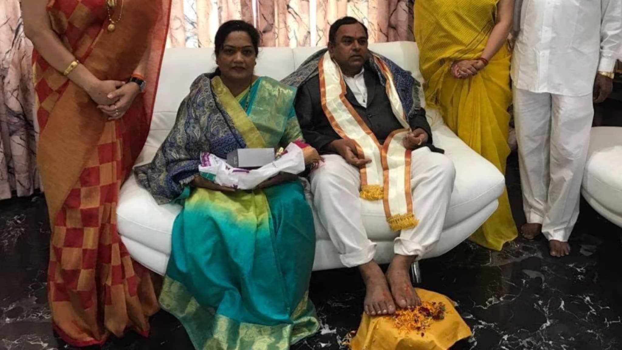 Ashok Kharat: अशोक खरातची पाठराखण करणारी बायको आता अडचणीत, शिर्डीतील प्रकरणात अटक होण्याची शक्यता