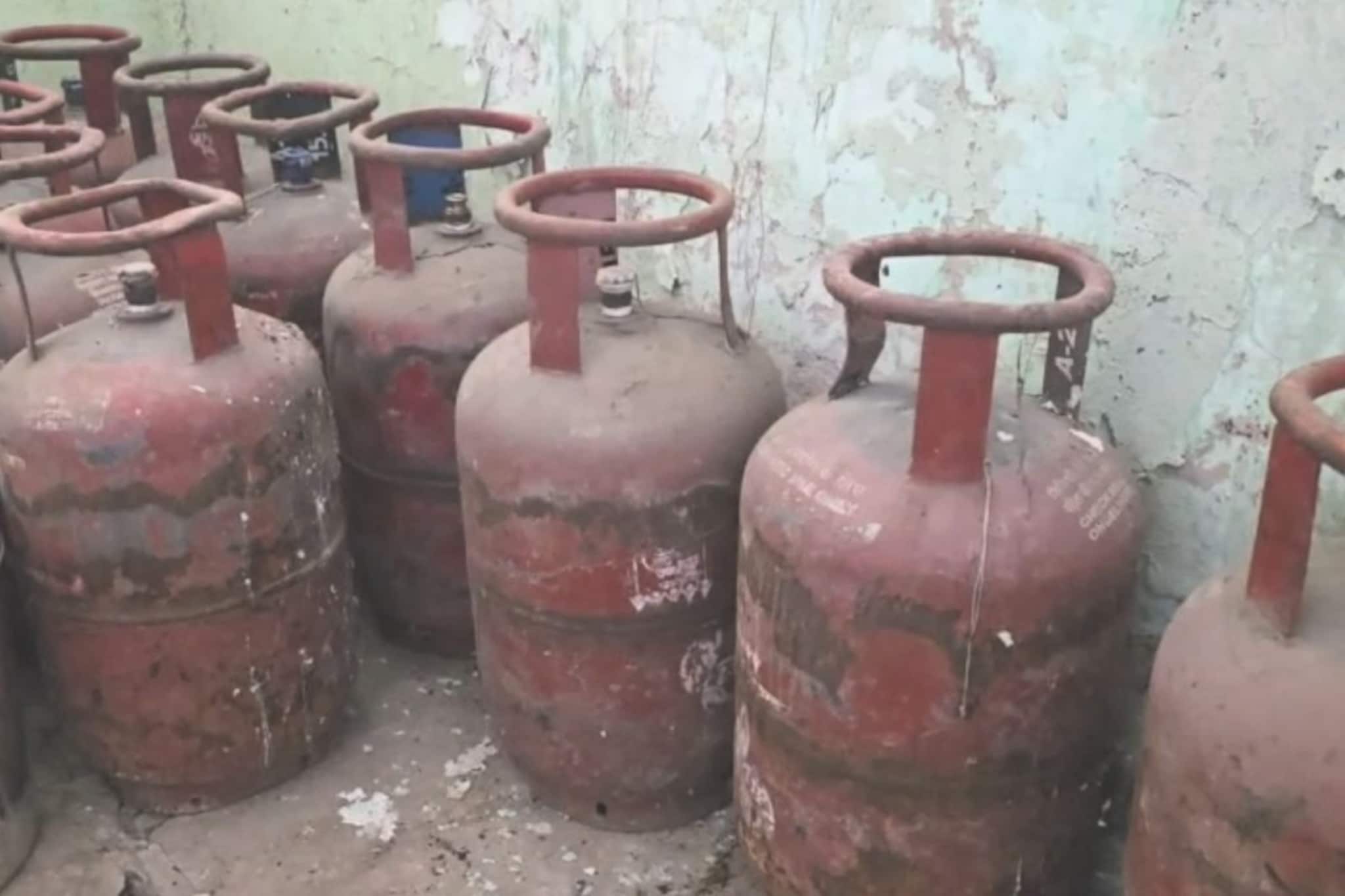 Buldhana: मंदीत संधी! हॉस्पिटलमधून चक्क सिलेंडरची केली चोरी, बुलडाण्यातील घटना