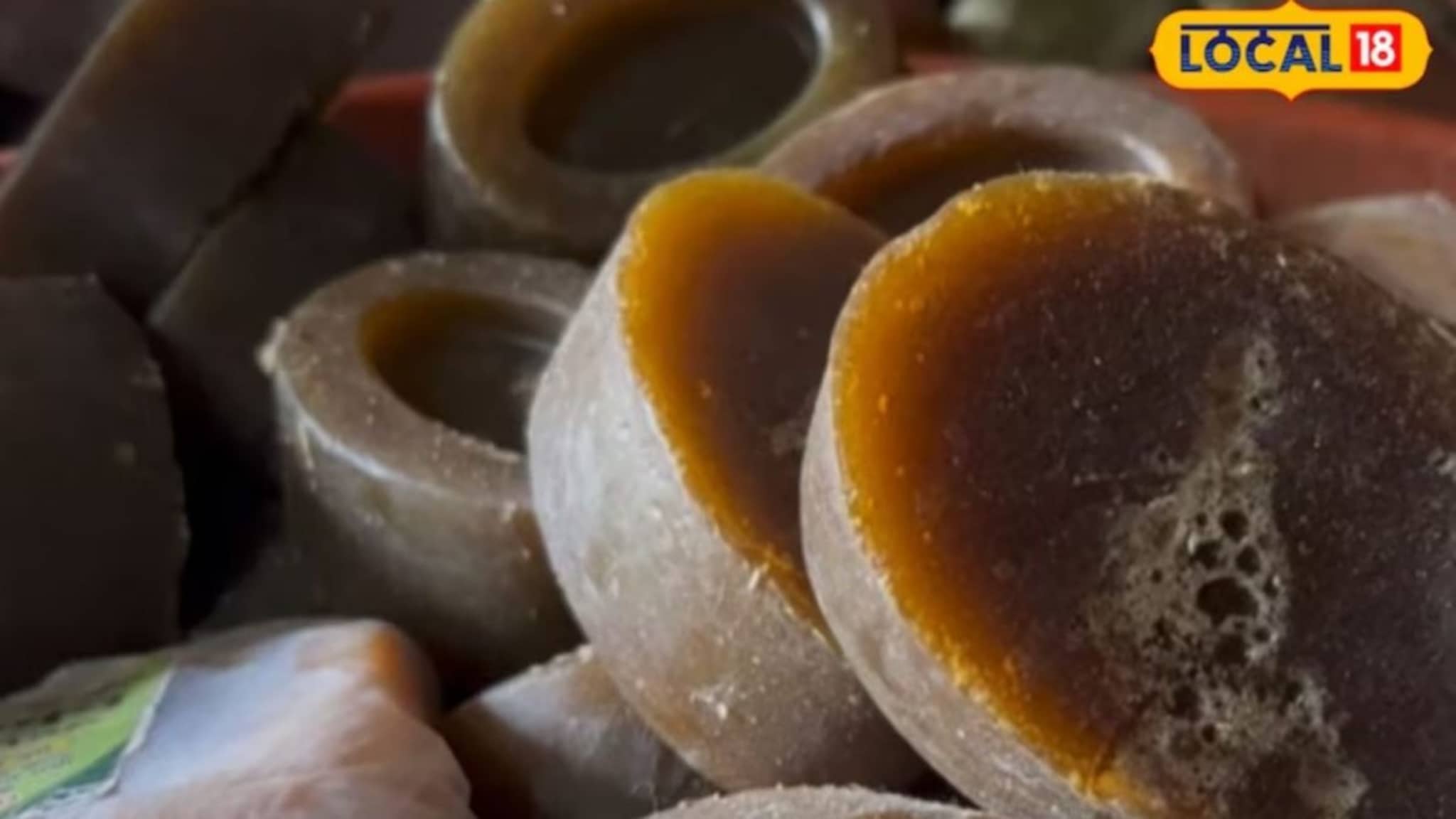 Success Story : हातात नव्हतं काम, मित्राने दिला साबण निर्मितीचा सल्ला, आता महिन्याला 1 लाख उलाढाल