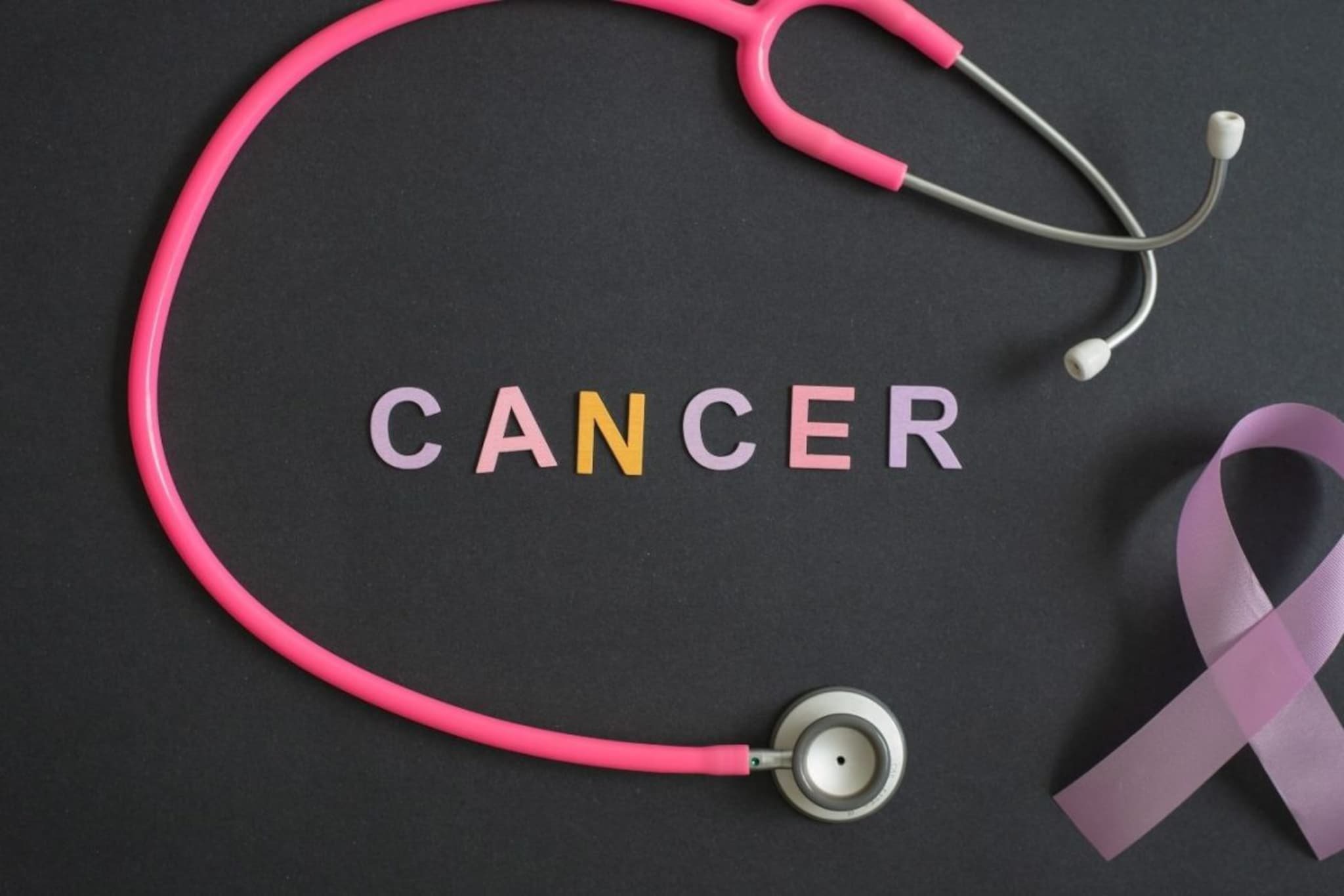 Cancer : 'या' 5 सवयी 13 प्रकारच्या कॅन्सरपासून करू शकतात बचाव; आजपासूनच सुरू करा; तज्ज्ञांचा मोलाचा सल्ला