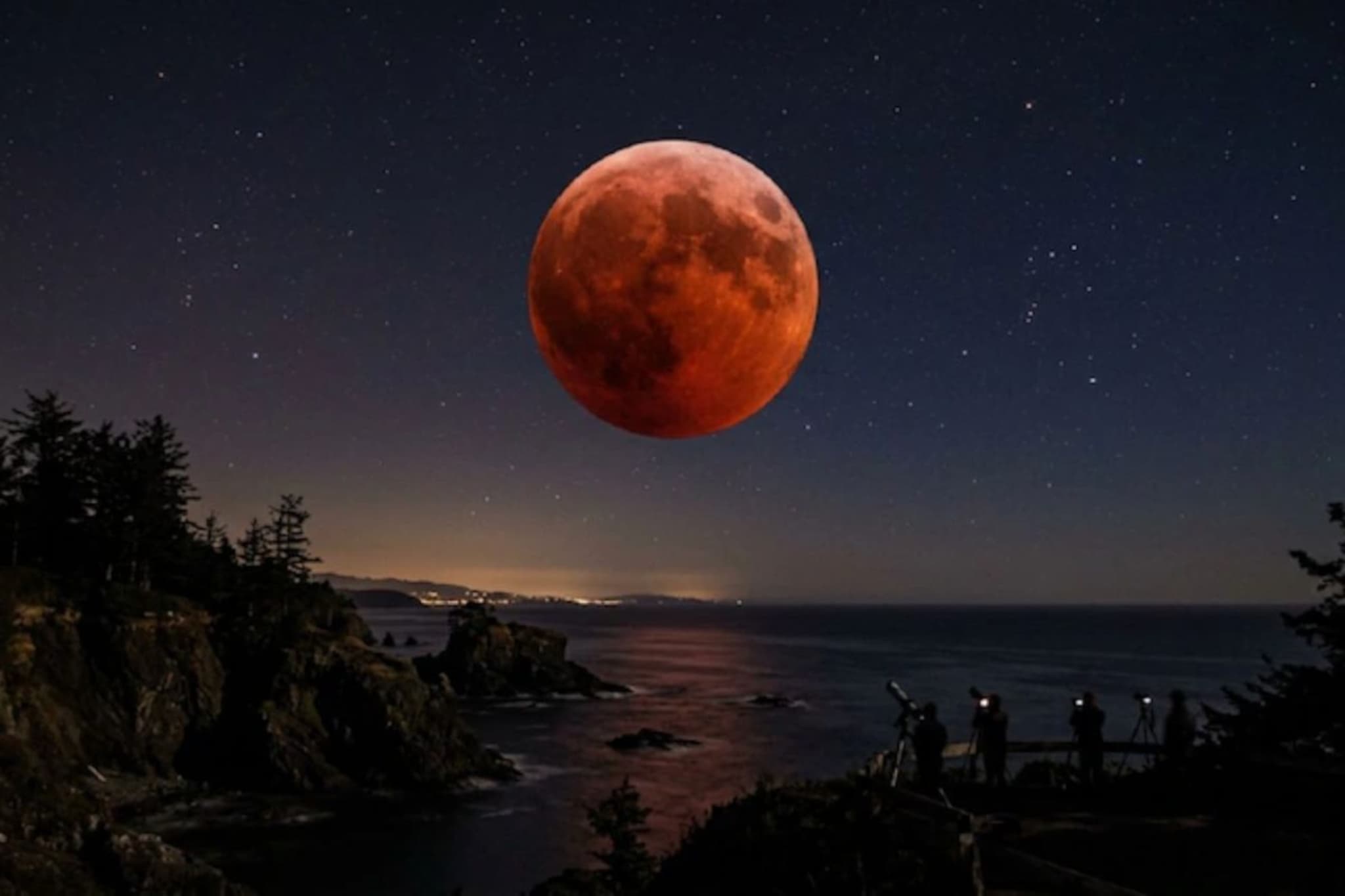 आज दिसणार वर्षातलं पहिलं चंद्रग्रहण! 'या' राशींवर होणार परिणाम, कसा असणार दिवस? आज दिसणार वर्षातलं पहिलं चंद्रग्रहण! 'या' राशींवर होणार परिणाम, कसा असणार दिवस?