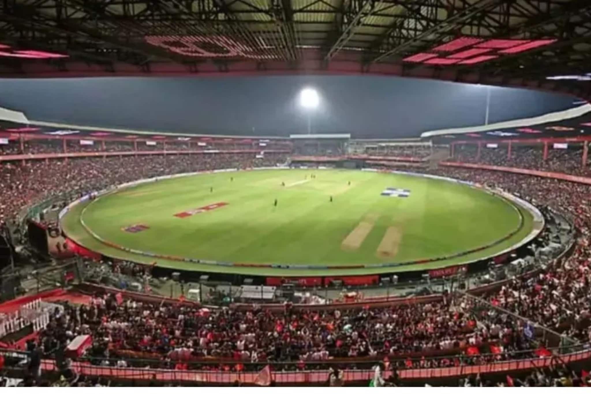 अख्खं स्टेडियम बुक करा, पण त्या 11 जागा कुणालाच मिळणार नाहीत... IPL च्या निर्णयाला सल्यूट कराल!