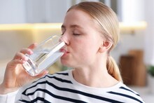 पाणी पिण्याचेही असतात नियम! 2.7 की 3 लिटर? उन्हाळ्यात तुमच्या शरीराला नक्की किती पाण्याची गरज आहे? वाचा सविस्तर