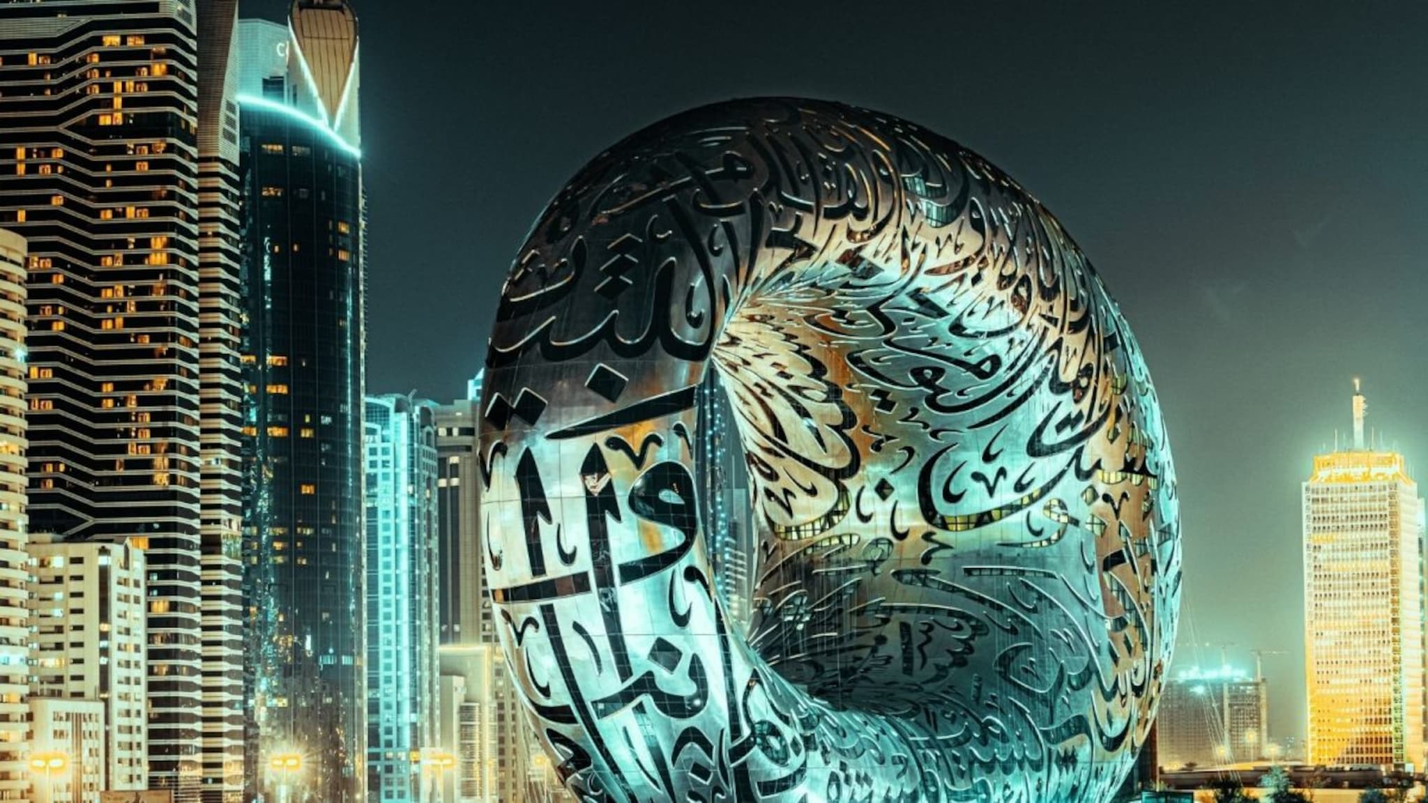 विदेशी फिरण्यासाठी भारतीयांची पहिली पसंती दुबईच का? एक दोन नाही यामागे आहेत 8 मोठी कारणं