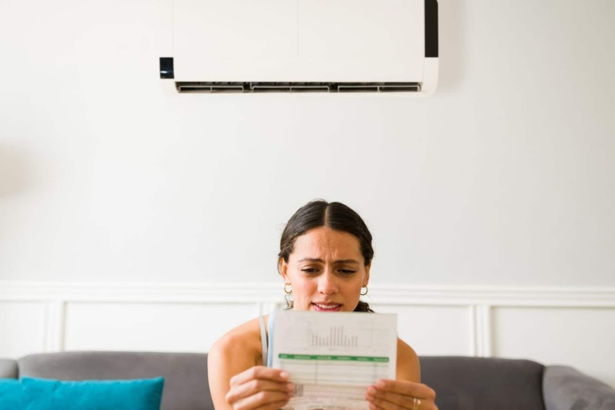 Electricity Bill : घरी AC आहे? मग रिमोटवरील हा एक बटण वापरा, वीज बिल होईल अर्ध