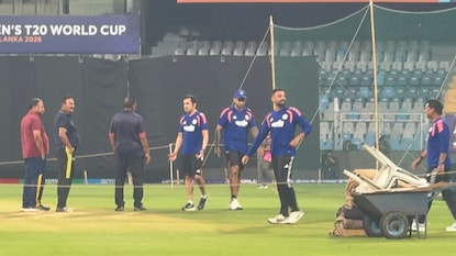 सेमी फायनलचं पिच पाहून गंभीर भडकला! क्युरेटरसोबत राडा... वानखेडेवर ड्रामा! सेमी फायनलचं पिच पाहून गंभीर भडकला! क्युरेटरसोबत राडा... वानखेडेवर ड्रामा!