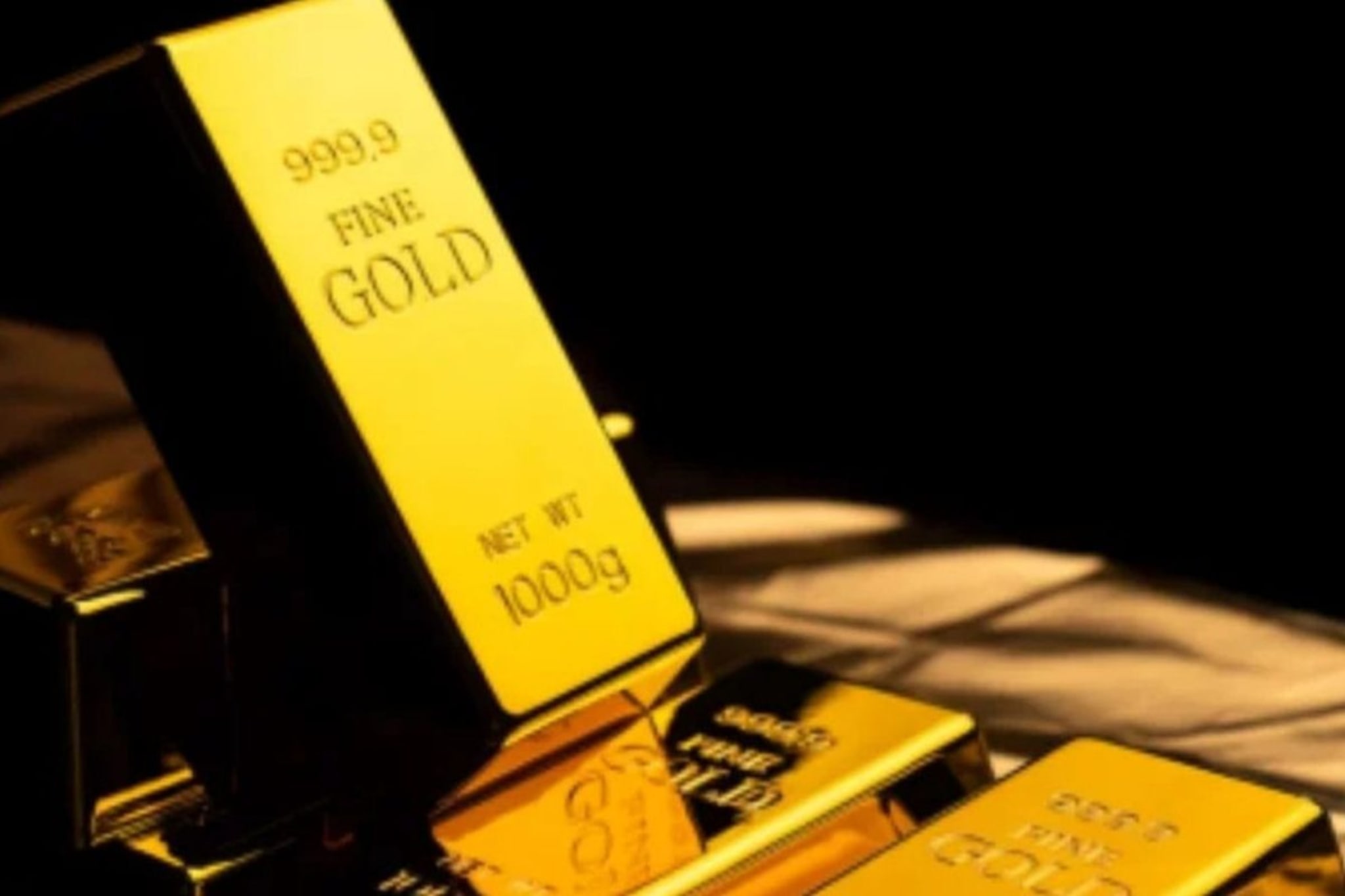 Gold : जगातील सर्वात जास्त सोन्याचा साठा असलेले 8 देश; भारत कोणत्या क्रमांकावर?