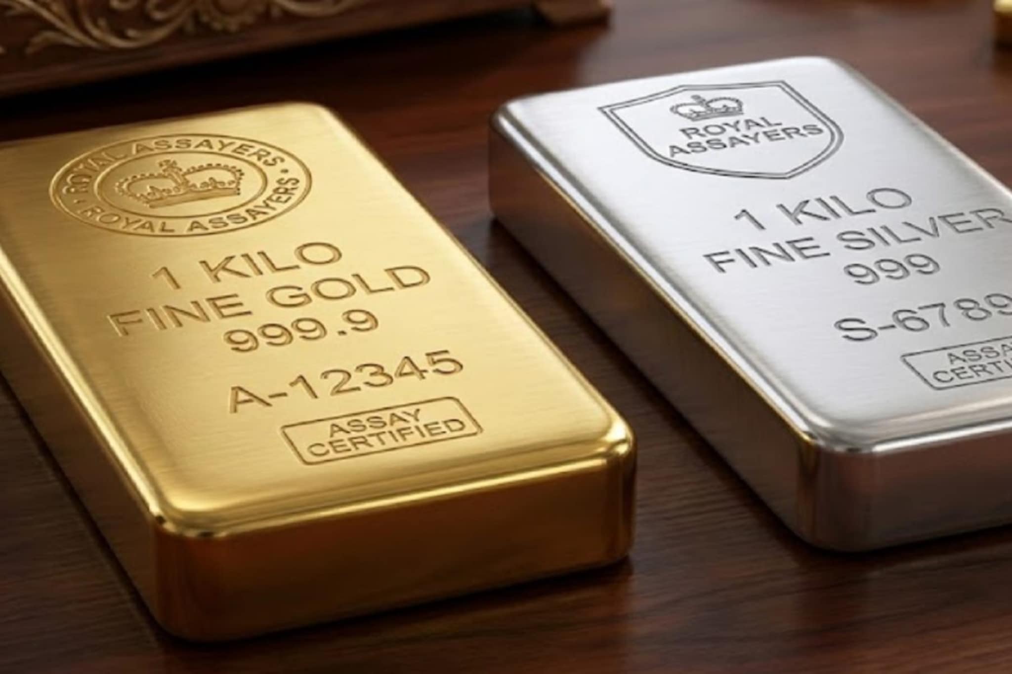सोन्या-चांदीच्या किंमतीत मोठी उसळी! चांदीत 10 हजार रुपयांची वाढ, गोल्ड रेट किती?