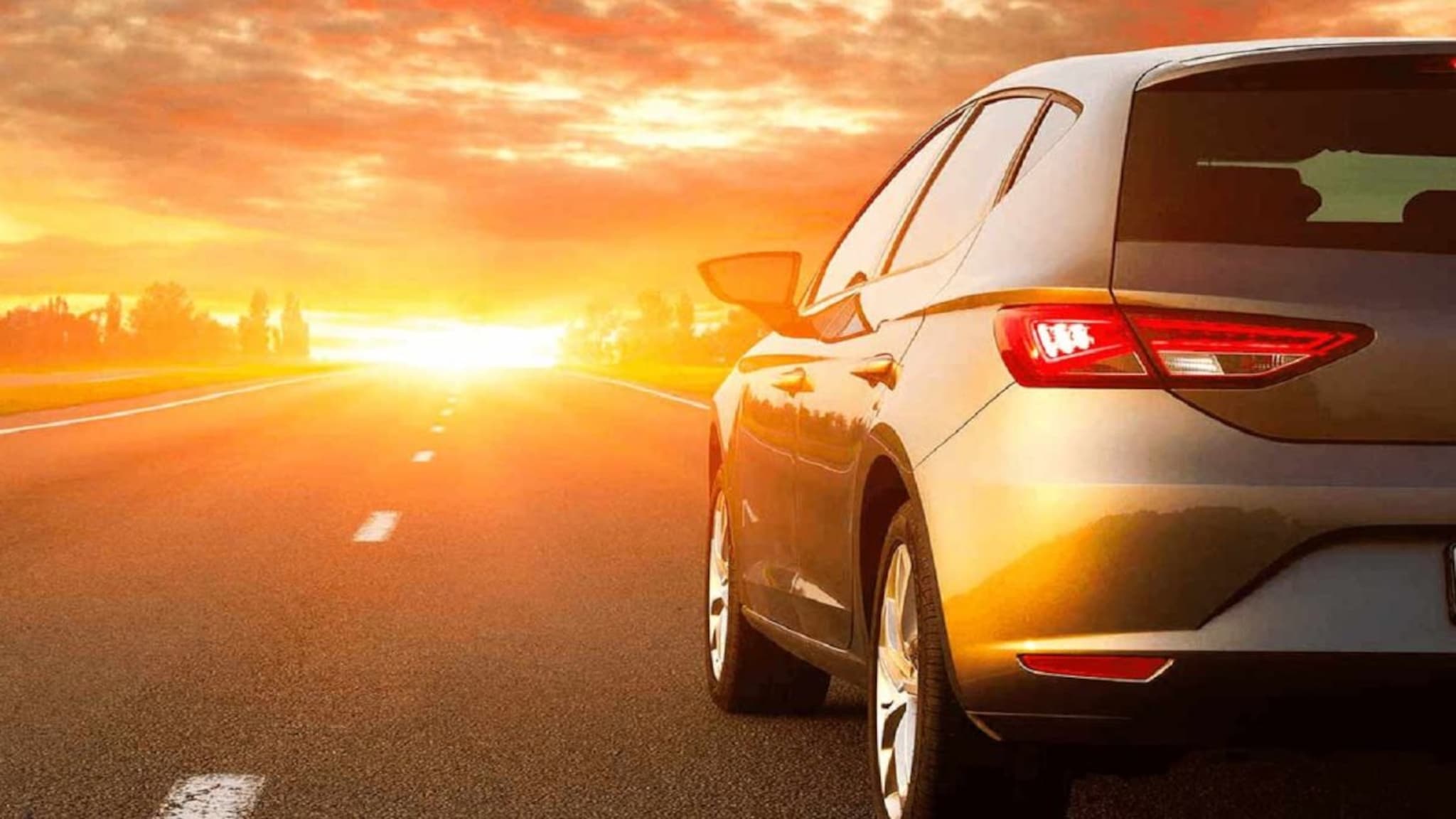 उन्हाळ्यात तुमच्याही कारला जास्त इंधन लागतं? पण का? पाहा मायलेज कसं वाढवायचं