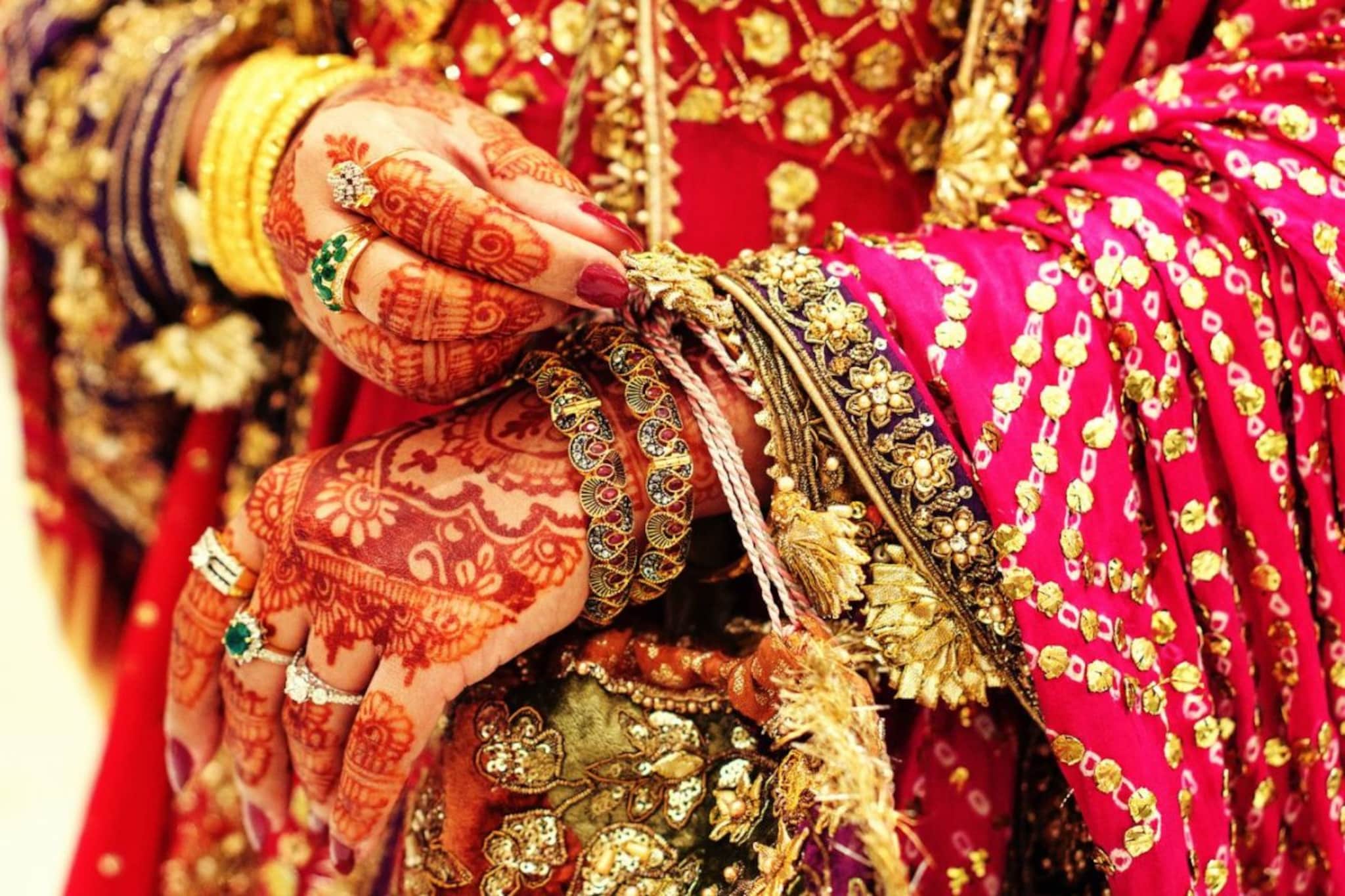 तिच्या मागे कुणीचं नव्हतं, आयुष्याचा खेळ मांडला; एकाच महिन्यात 3 वेळा लावलं लग्न