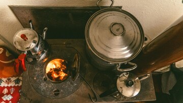 टच की नॉब इंडक्शन; कोणतं आहे सर्वात सुरक्षित? खरेदीपूर्वी 'हे' माहीत असणं सर्वांसाठी गरजेचं