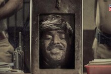 गावातलं रहस्य अन् टेकडीवर सापडली हादरवून टाकणारी गोष्ट; सस्पेन्सचा बाप आहे 'ही' 10 एपिसोडची सीरिज, OTT वर नंबर 1