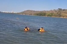 Pune News: खडकवासला धरणाच्या बॅकवॉटरमध्ये भयंकर प्रकार, पाण्यात तरंगताना आढळला तरुणाचा मृतदेह