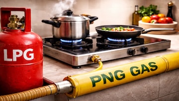 LPG चा तुटवडा, पण PNG चालू! पाइप लाइनद्वारे येणारा गॅस येतो तरी कुठून? पाहाच LPG चा तुटवडा, पण PNG चालू! पाइप लाइनद्वारे येणारा गॅस येतो तरी कुठून? पाहाच