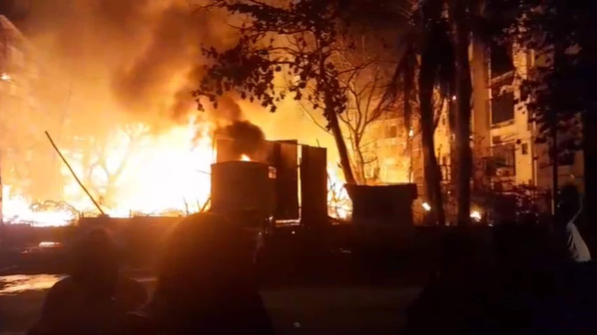 मिरा भाईंदर परिसरात अग्नितांडव, 4 ते 5 इमारती आगीच्या विळख्यात, घटनास्थळाचा पहिला VIDEO