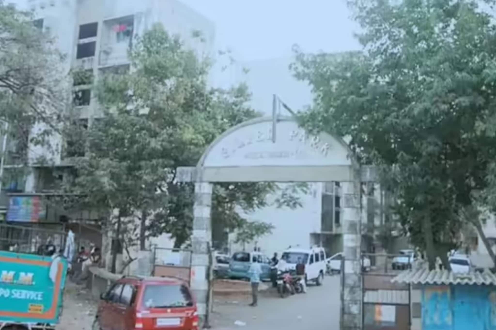 TV अभिनेत्याची मोलकरणीकडे लैंगिक सुखाची मागणी, नकार देताच घेतला जीव, चाकुने गळ्यावर वार  