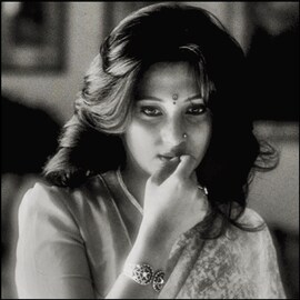 सैफ अली खानची GF होती 90s ची स्टार हिरोईन, इंडस्ट्री सोडून आता करतेय 'हे' काम