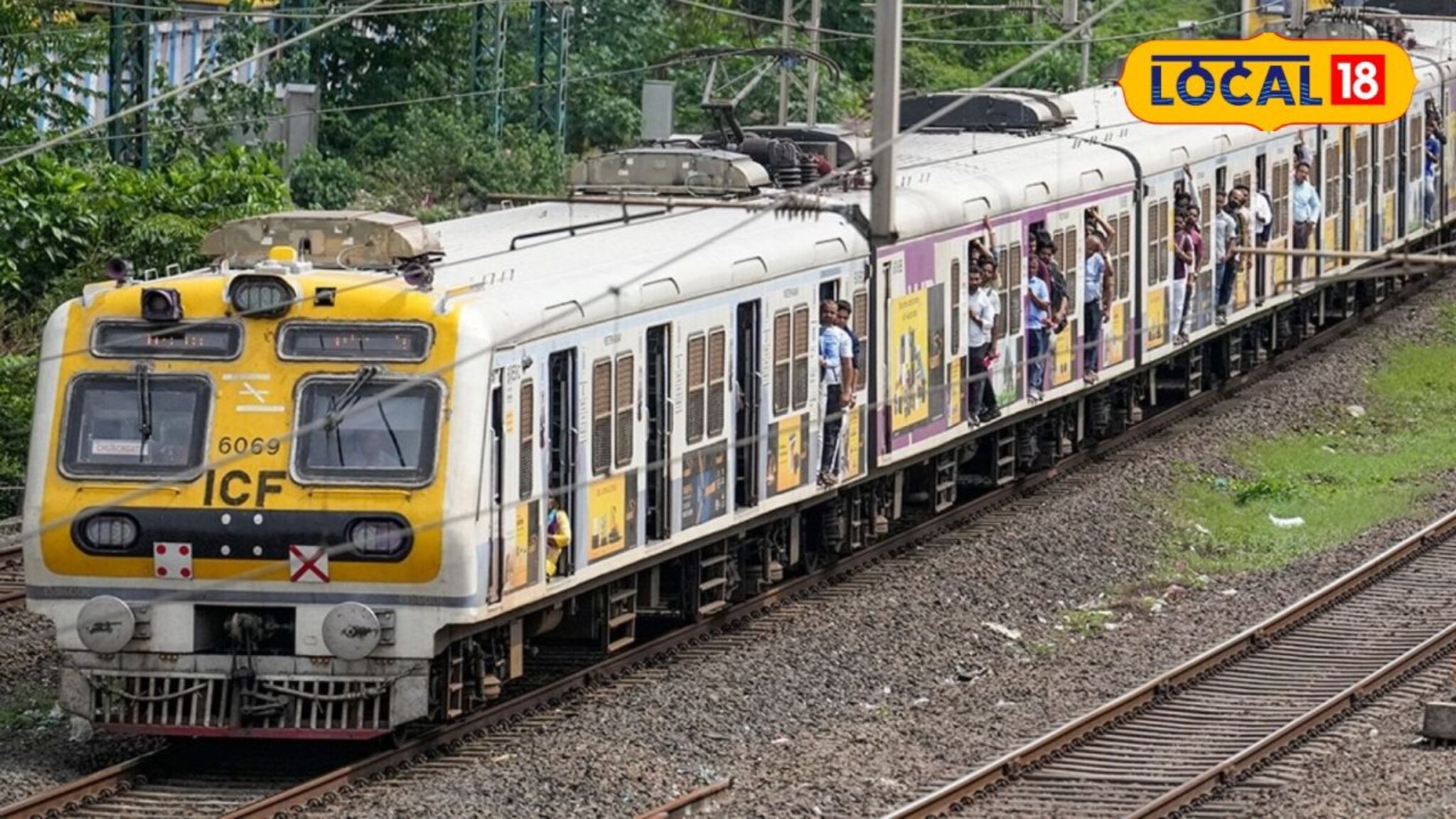 बॉयफ्रेंडने नातं तोडलं अन् तरुणीचा टोकाचा निर्णय; धावत्या लोकलमधून मारली उडी