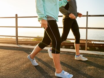 वयाप्रमाणे दररोज किती चालायला हवं? वरिष्ठ डॉक्टरांनी सांगितला योग्य फॉर्म्युला