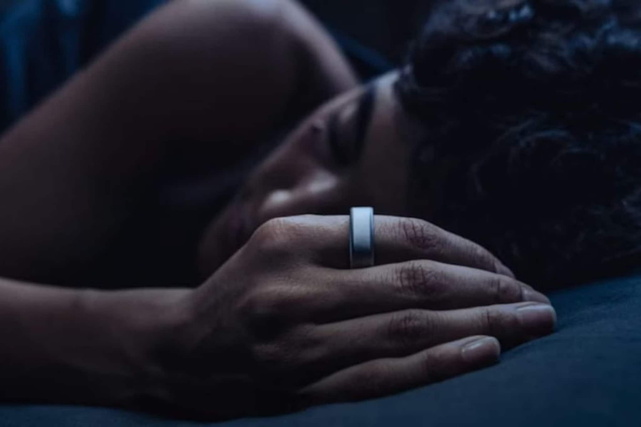 आता स्मार्टवॉच नाही, स्मार्ट रिंगचा जमाना! स्लिप ट्रॅकिंग, 8 दिवसांची बॅटरी... पाडव्याला पार्टनरला गिफ्ट द्या!