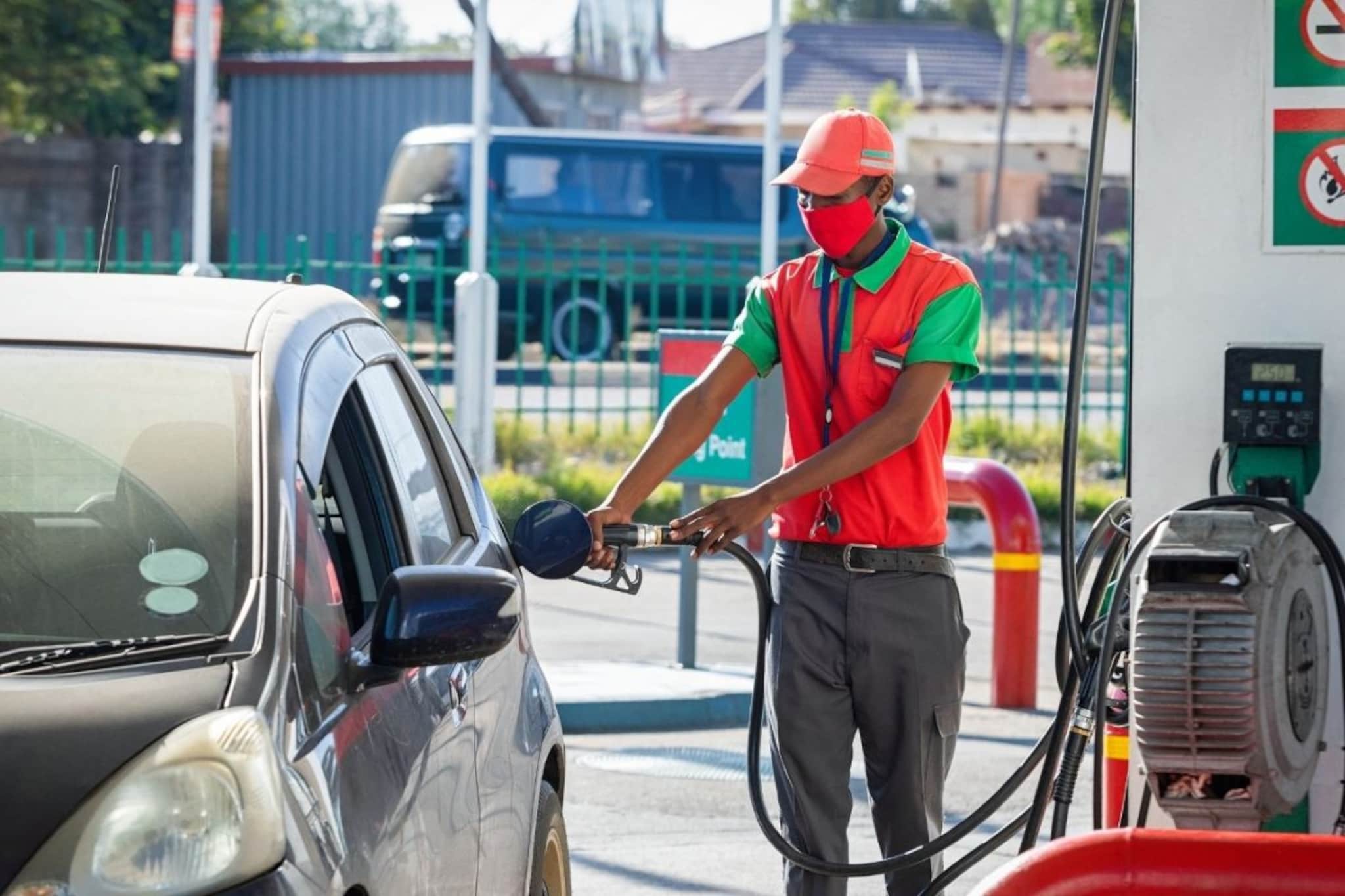 1 लिटर पेट्रोल फक्त 3 रुपये! जगातील हे देश देतात सर्वात स्वस्त इंधन