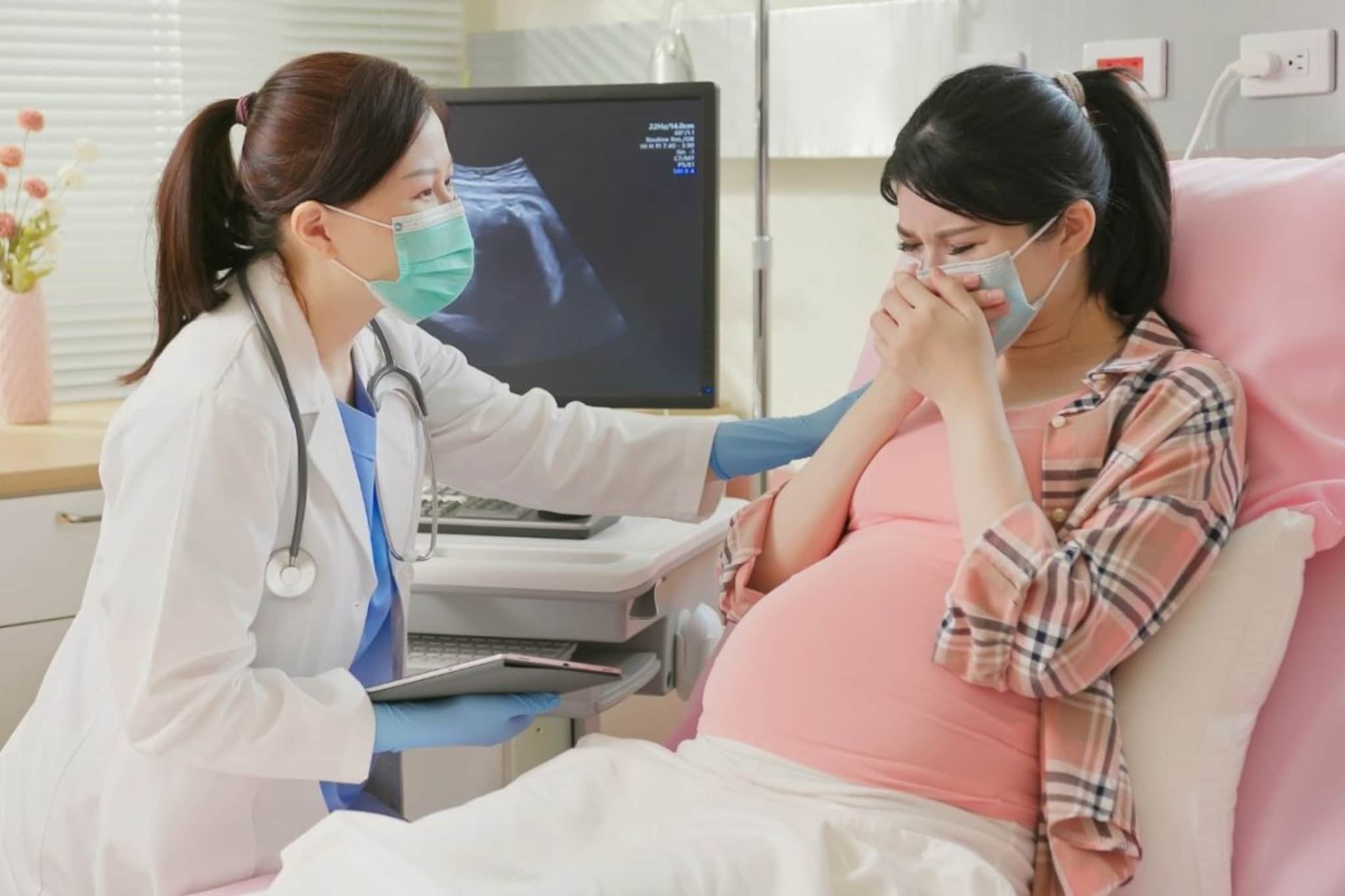 Pregnancy Planning : प्रेग्नंसी प्लॅन करण्याआधी डेंटिस्टकडे जाणं गरजेचं, पण का? कारण ऐकून तुम्हीही चकित व्हाल