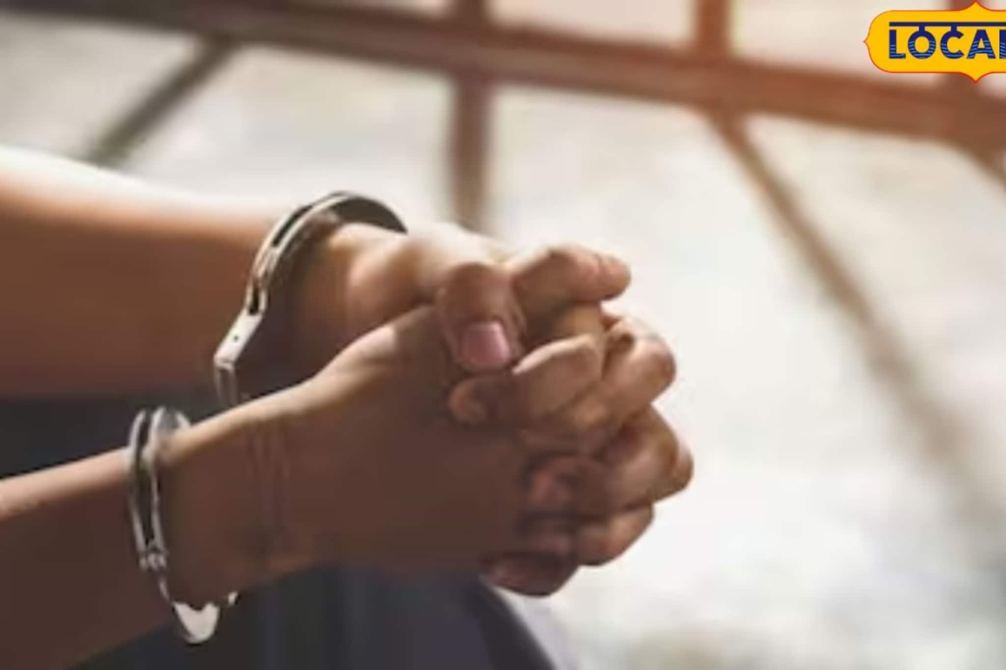 'पुजारी' मंदिरात आला; देवाला हात जोडले अन् मग तिथेच नको ते कांड, 48 तासात 'गेम' 'पुजारी' मंदिरात आला; देवाला हात जोडले अन् मग तिथेच नको ते कांड, 48 तासात 'गेम'