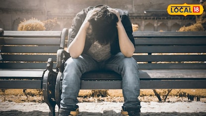 महिलेचा तरुणावर जीवघेणा हल्ला (प्रतिकात्मक फोटो, Canva) महिलेचा तरुणावर जीवघेणा हल्ला (प्रतिकात्मक फोटो, Canva)