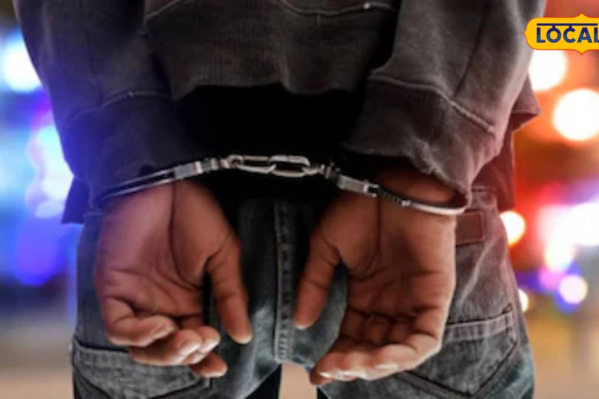 पोलिसांची रात्रीची गस्त; 24 वर्षाच्या प्रशांत रस्त्यावर दिसला उभा, जवळ जाताच मोठं कांड उघड 