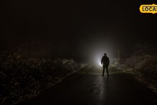 ते कांड करण्यासाठी राजस्थानवरून पुण्यात आला तरुण; सकाळी सकाळी पुणे-मुंबई एक्सप्रेसवेवर उभा राहिला अन्.. पोलीसही चक्रावले