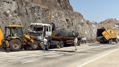 Samruddhi Mahamarg Tragedy: Truck Hits JCB, 2 Workers Dead, 3 Injured