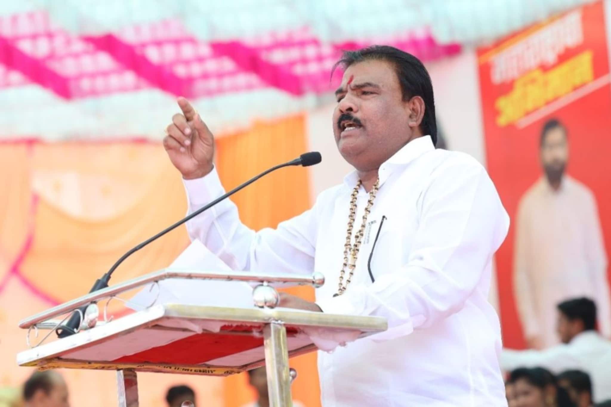 'कार्यकर्त्यांसाठी 35 कोटी कमिशन सोडून दिलं' संजय गायकवाड बोलून गेले अन् लगेच घेतला युटर्न! VIDEO 