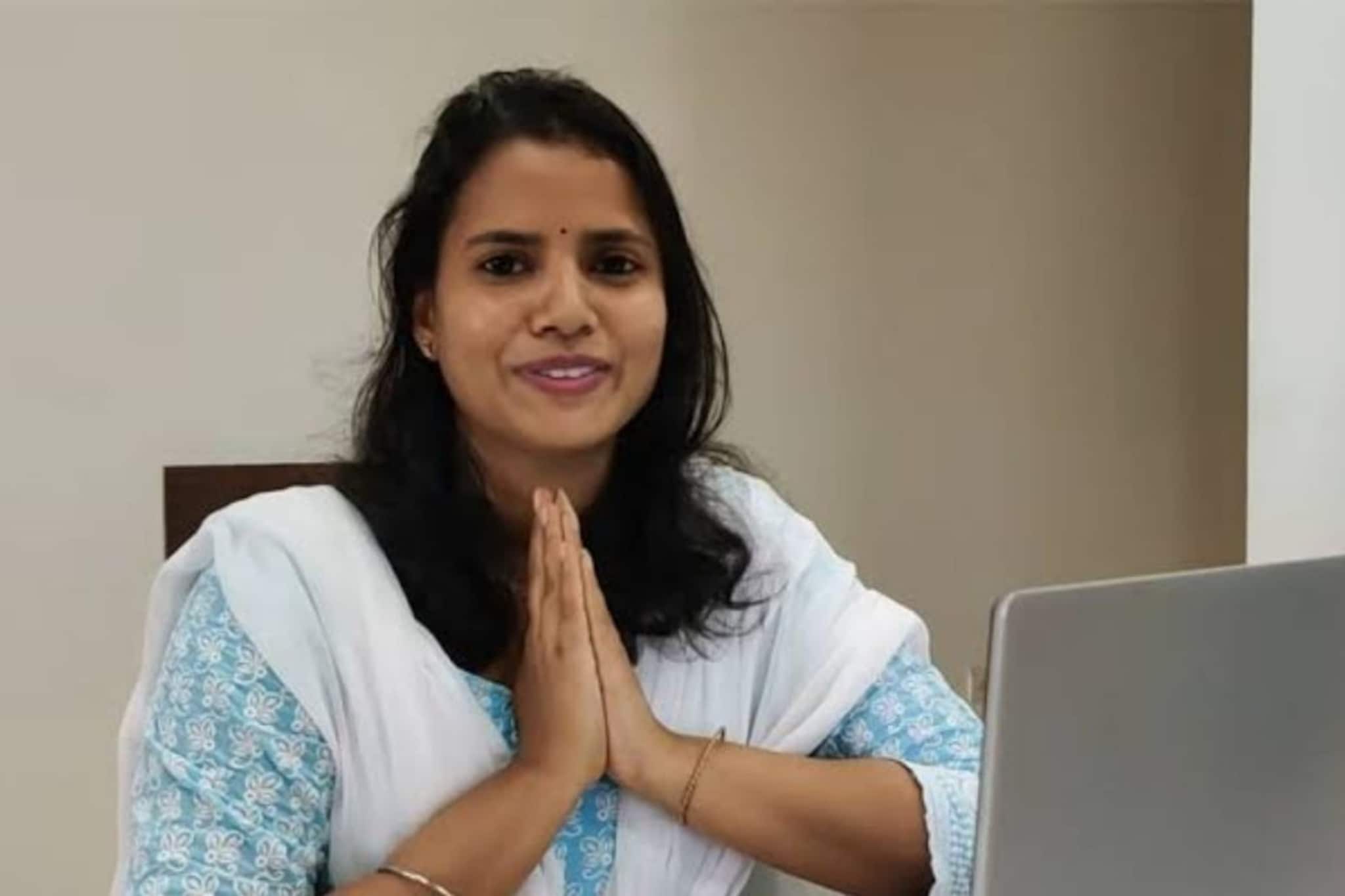 4 वेळा अपयश पण हार मानली नाही! सासरच्या पाठिंब्याने UPSC क्रॅक करत मिळवला AIR 10