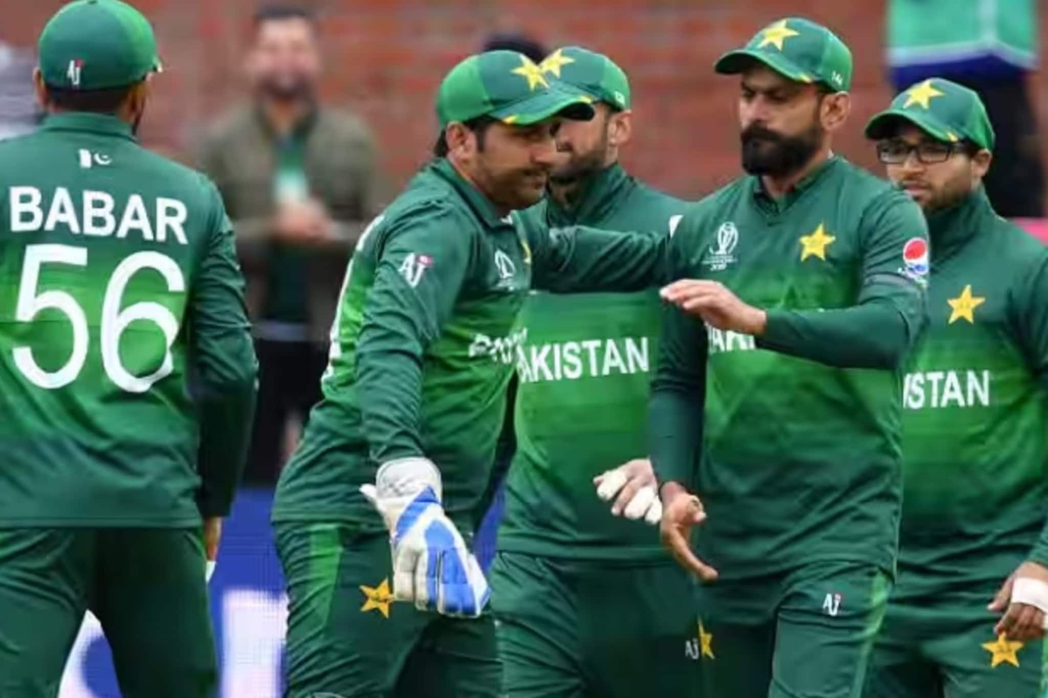 वर्ल्ड कपमधला पराभव पचवता आला नाही, पाकिस्तानच्या स्टार खेळाडूची निवृत्तीची घोषणा वर्ल्ड कपमधला पराभव पचवता आला नाही, पाकिस्तानच्या स्टार खेळाडूची निवृत्तीची घोषणा