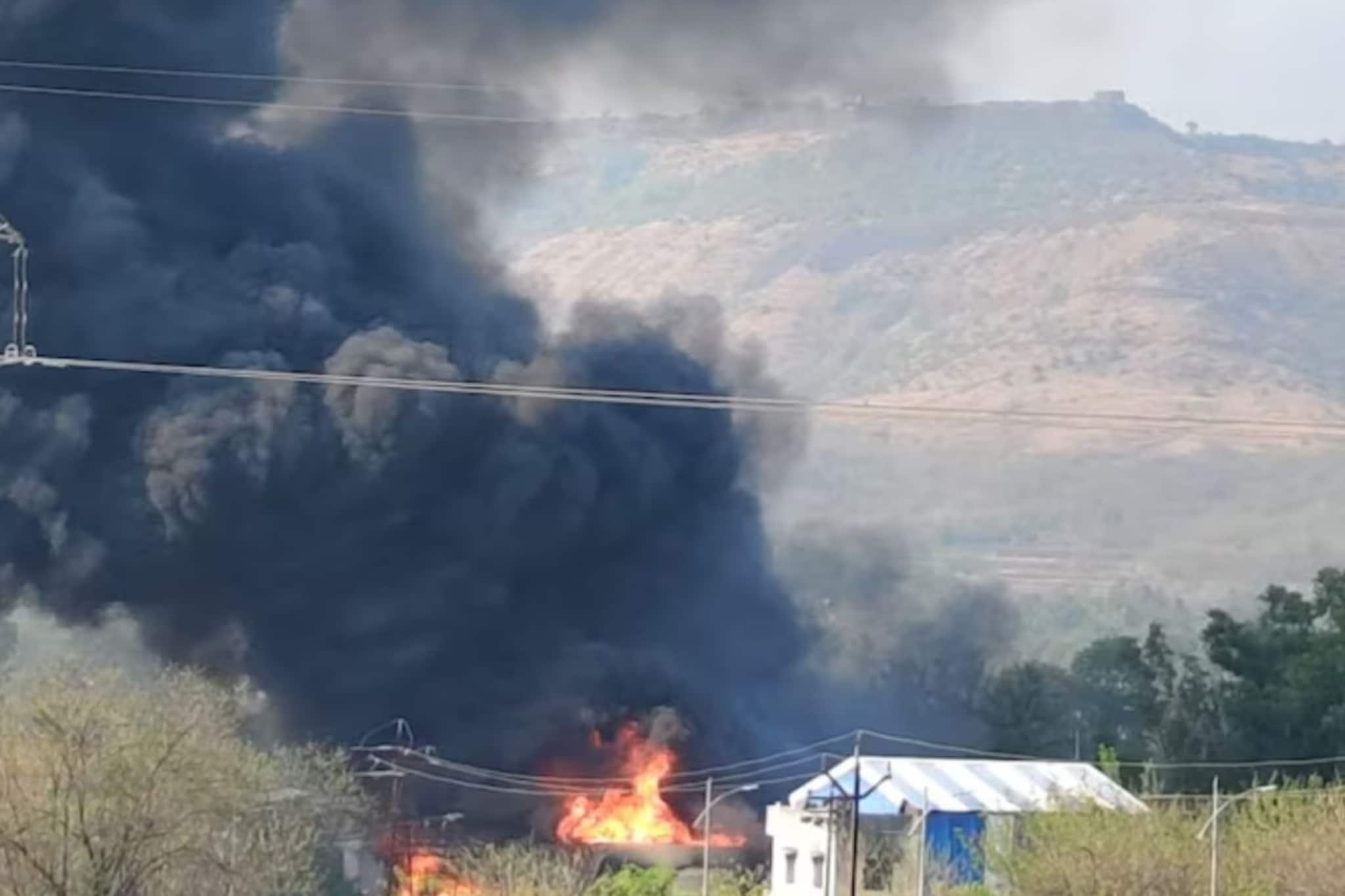 Satara: साताऱ्यातील कराड MIDC मध्ये पुन्हा कंपनीत भीषण स्फोट, 10 किमी परिसर हादरला, दिवसभरात 12 स्फोट 