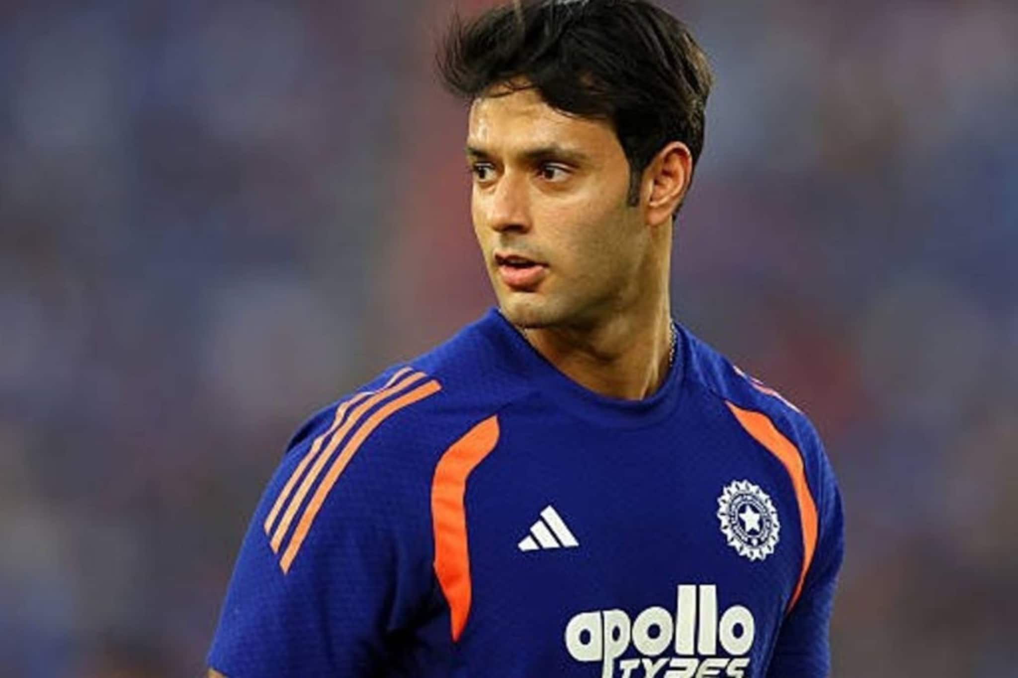 अहमदाबादवरून ट्रेनने मुंबईला आलो, कारण... वर्ल्ड चॅम्पियन शिवम दुबे झाला इमोशनल!