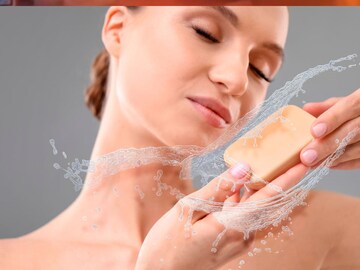 GK : साबण लाल, निळा किंवा हिरवा असला तरी त्याचा फेस नेहमी पांढराच का असतो? यामागील सायन्स 99 टक्के लोकांना माहितच नाही