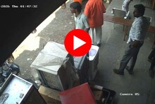 Solapur News : क्षुल्लक वादातून कोयत्याचे सपासर वार, बस स्टँडसमोर भयानक थरार, हल्ल्याचा VIDEO