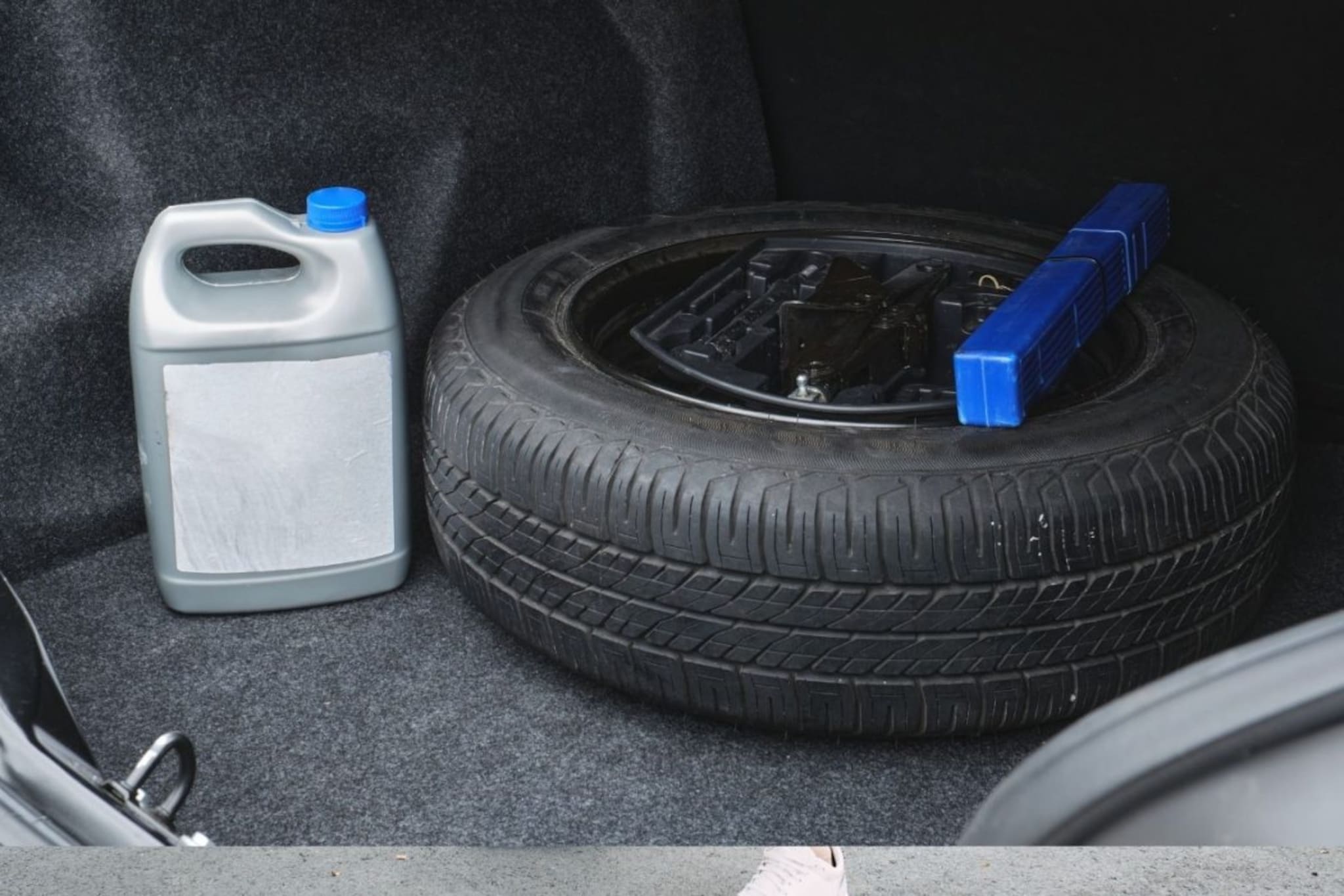 कारची स्टेपनी इतर टायरपेक्षा लहान का असते? ही तर कंपन्यांची स्मार्ट इंजिनीअरिंग