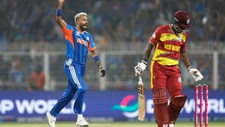 ब्लंडर, ब्लंडर, ब्लंडर... टीम इंडियाने वेस्ट इंडिजच्या हातात दिली मॅच, सेमी फायनलची धाकधूक वाढली ब्लंडर, ब्लंडर, ब्लंडर... टीम इंडियाने वेस्ट इंडिजच्या हातात दिली मॅच, सेमी फायनलची धाकधूक वाढली