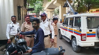 ठाणे पोलिसांची धडक कारवाई