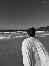 ऑस्ट्रेलियाच्या समुद्रकिनारी भलत्याच अवतारात दिसली 'महाराष्ट्राची हास्यजत्रा' फेम अभिनेत्री, पृथ्विक प्रतापने क्लिक केले PHOTO