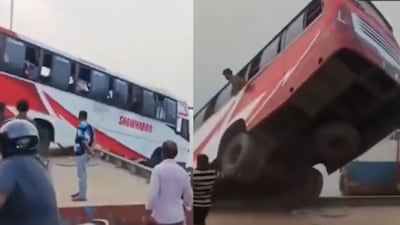 बंगलादेश बस अपघात