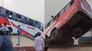 बंगलादेश बस अपघात बंगलादेश बस अपघात