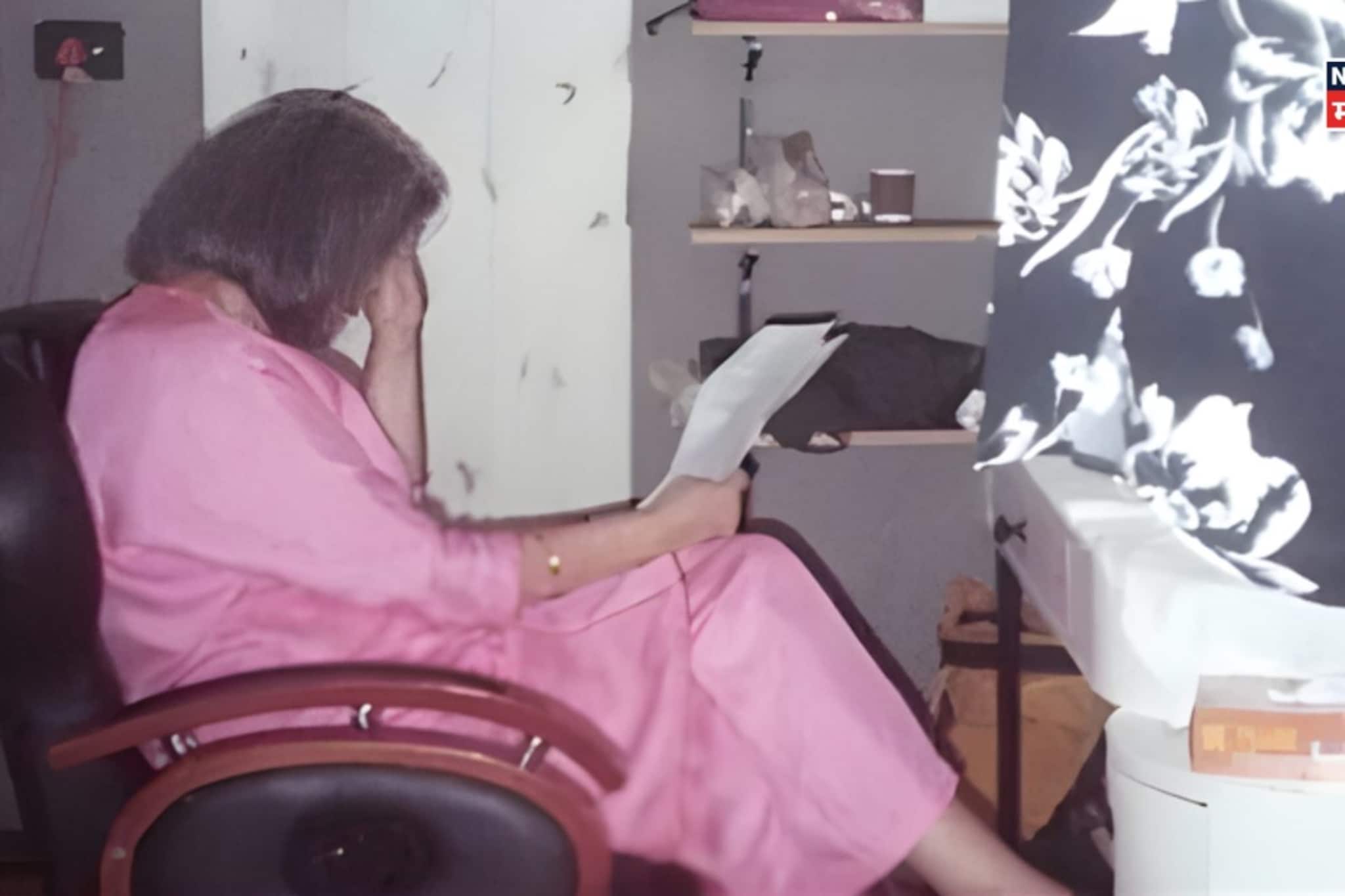 59 वर्षी तिसरं लग्न करूनही अभिनेत्रीला मिळालं नाही सुख, पतीवरच केले शोषणाचे आरोप 59 वर्षी तिसरं लग्न करूनही अभिनेत्रीला मिळालं नाही सुख, पतीवरच केले शोषणाचे आरोप