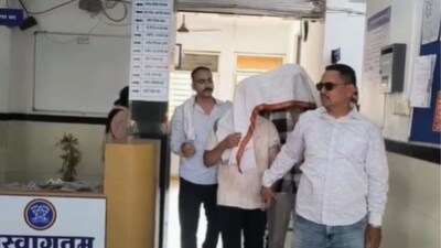 নাগপুরে SRPF অফিসারের খুন: মেয়ের হেনস্থার প্রতিবাদ করায় তিনজনকে গ্রেপ্তার করা হয়েছে