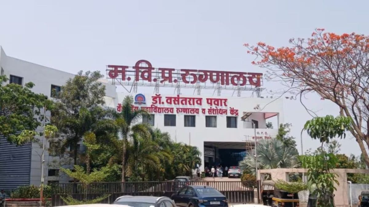 नाशिकच्या मेडिकल कॉलेजमध्ये अंगावर लिफ्ट कोसळून महिला कर्मचाऱ्याचा मृत्यू